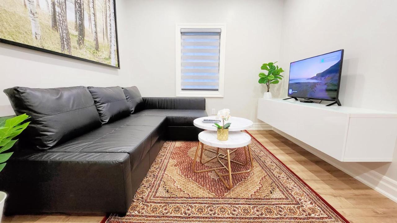 The Cozy Cove Modern King-Bedroom Full Apartment Sainte-Catherine 外观 照片